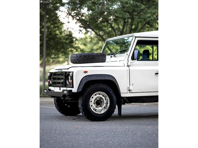 1991 Land Rover Defender 110 (CC-2101533) for sale in Boston, Massachusetts