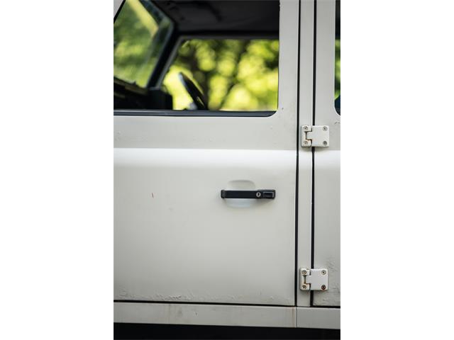 1991 Land Rover Defender 110 (CC-2101533) for sale in Boston, Massachusetts
