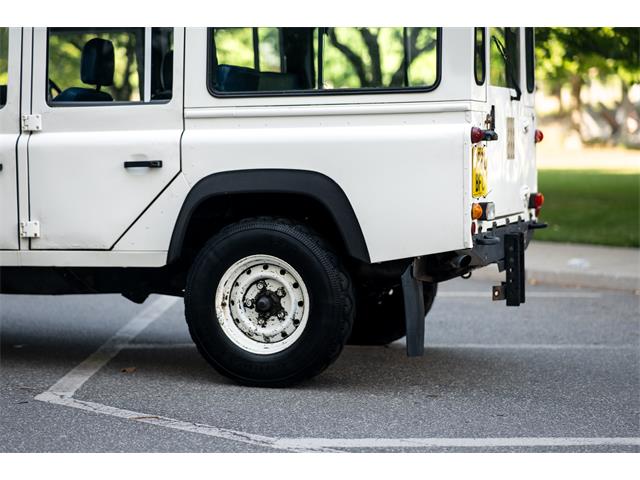 1991 Land Rover Defender 110 (CC-2101533) for sale in Boston, Massachusetts