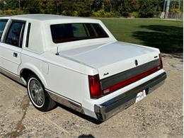 1989 Lincoln Town Car (CC-2101569) for sale in Shelby Township, Michigan