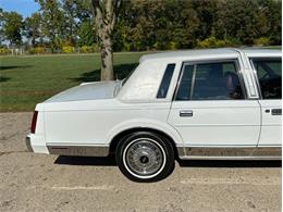 1989 Lincoln Town Car (CC-2101569) for sale in Shelby Township, Michigan