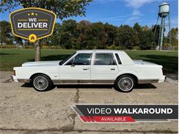 1989 Lincoln Town Car (CC-2101569) for sale in Shelby Township, Michigan