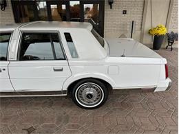 1989 Lincoln Town Car (CC-2101569) for sale in Shelby Township, Michigan