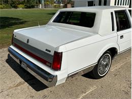 1989 Lincoln Town Car (CC-2101569) for sale in Shelby Township, Michigan