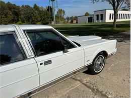 1989 Lincoln Town Car (CC-2101569) for sale in Shelby Township, Michigan