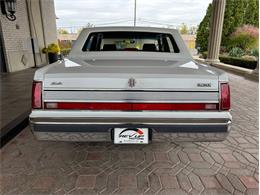 1989 Lincoln Town Car (CC-2101569) for sale in Shelby Township, Michigan