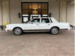 1989 Lincoln Town Car (CC-2101569) for sale in Shelby Township, Michigan
