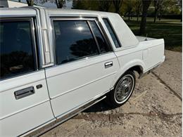 1989 Lincoln Town Car (CC-2101569) for sale in Shelby Township, Michigan
