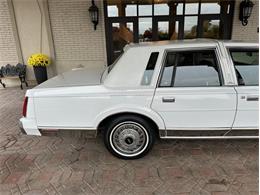 1989 Lincoln Town Car (CC-2101569) for sale in Shelby Township, Michigan