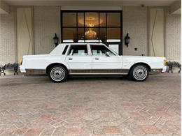 1989 Lincoln Town Car (CC-2101569) for sale in Shelby Township, Michigan