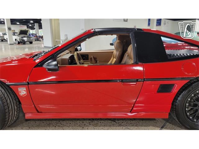 1988 Pontiac Fiero (CC-2101663) for sale in Dearborn, Michigan