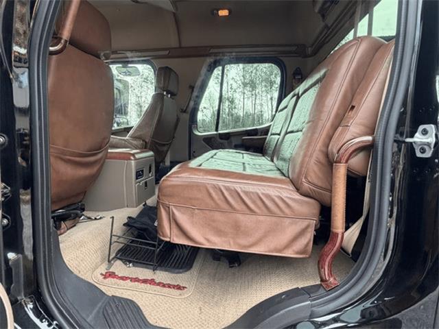 2009 Freightliner M2 106 (CC-2101793) for sale in Birmingham, Alabama