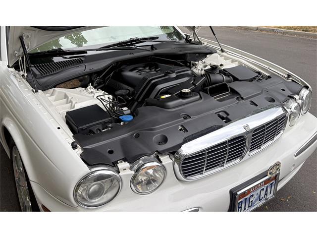 2004 Jaguar XJ8 Vanden Plas (CC-2101862) for sale in South Jordan, Utah