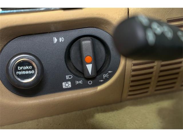 1987 Mercedes-Benz 560SL (CC-2101875) for sale in Kentwood, Michigan