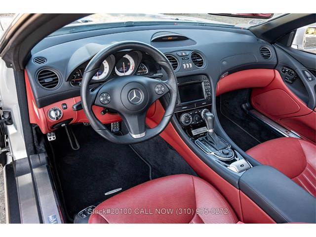 2009 Mercedes-Benz SL550 (CC-2101909) for sale in Beverly Hills, California