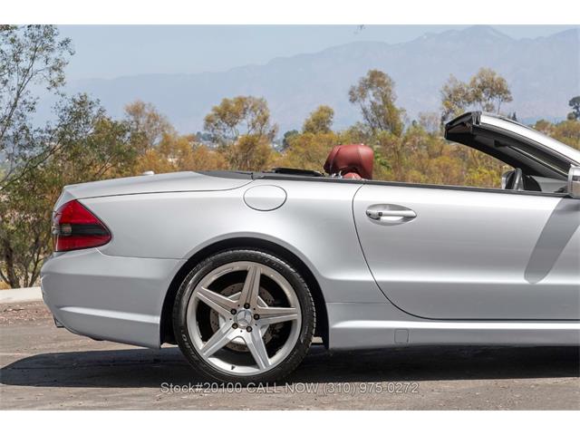 2009 Mercedes-Benz SL550 (CC-2101909) for sale in Beverly Hills, California