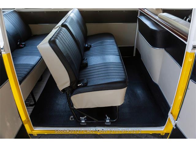 1974 Volkswagen Bus (CC-2101914) for sale in Beverly Hills, California