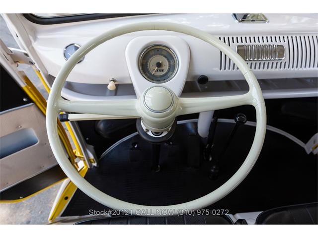 1974 Volkswagen Bus (CC-2101914) for sale in Beverly Hills, California