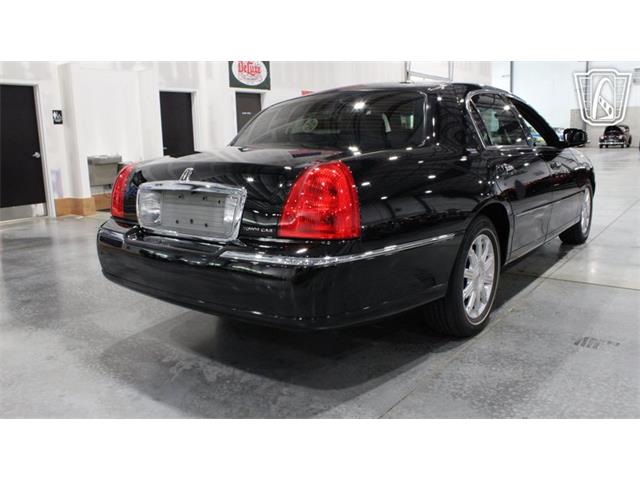 2006 Lincoln Town Car (CC-2101922) for sale in Runnemede, New Jersey