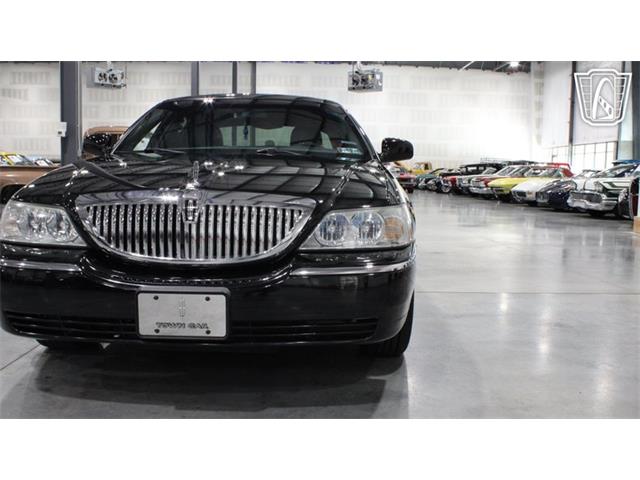 2006 Lincoln Town Car (CC-2101922) for sale in Runnemede, New Jersey