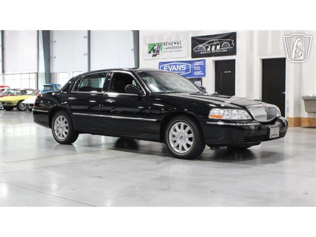 2006 Lincoln Town Car (CC-2101922) for sale in Runnemede, New Jersey