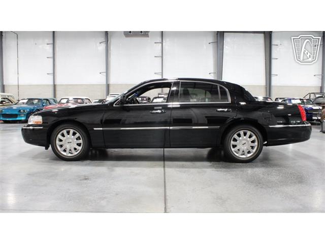 2006 Lincoln Town Car (CC-2101922) for sale in Runnemede, New Jersey