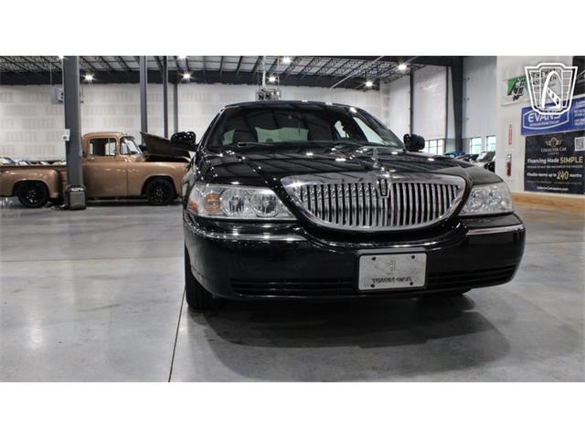 2006 Lincoln Town Car (CC-2101922) for sale in Runnemede, New Jersey