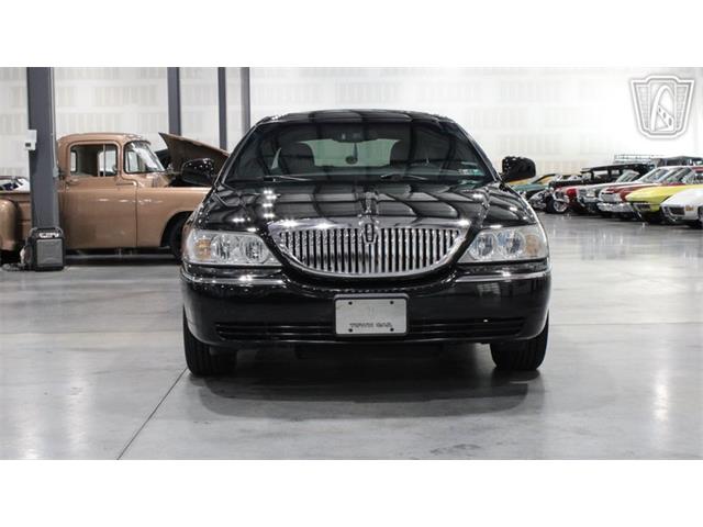 2006 Lincoln Town Car (CC-2101922) for sale in Runnemede, New Jersey