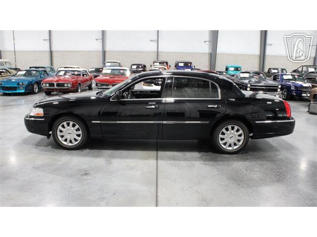 2006 Lincoln Town Car (CC-2101922) for sale in Runnemede, New Jersey