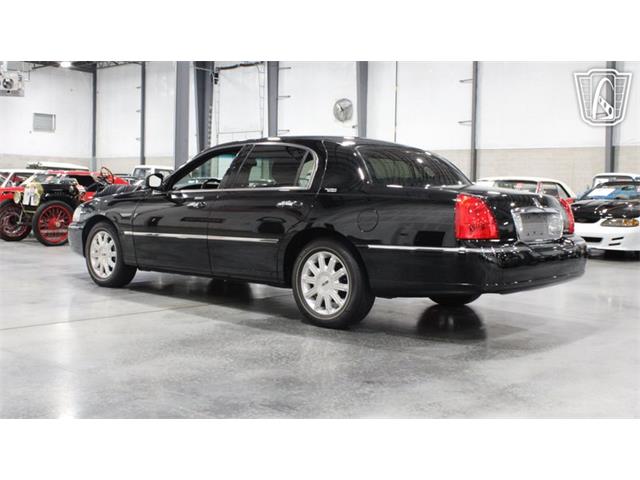 2006 Lincoln Town Car (CC-2101922) for sale in Runnemede, New Jersey