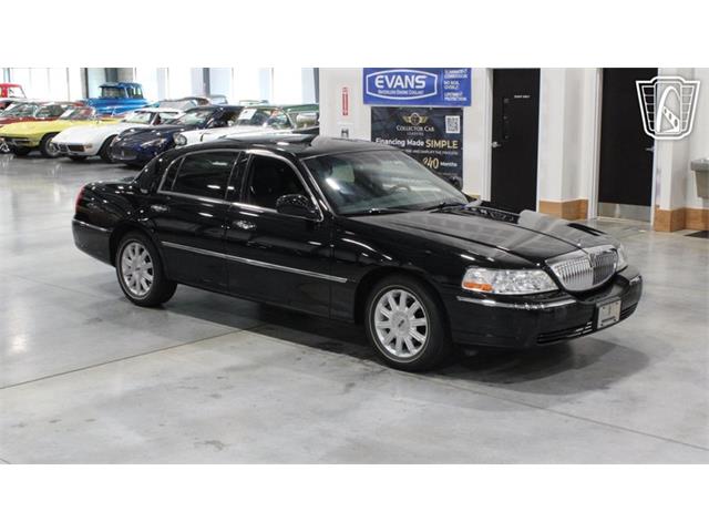 2006 Lincoln Town Car (CC-2101922) for sale in Runnemede, New Jersey