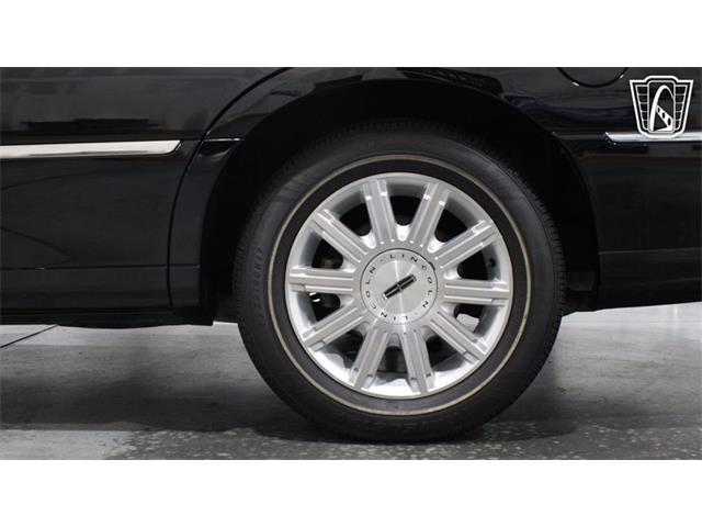 2006 Lincoln Town Car (CC-2101922) for sale in Runnemede, New Jersey