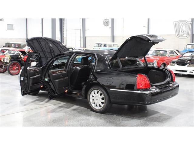 2006 Lincoln Town Car (CC-2101922) for sale in Runnemede, New Jersey