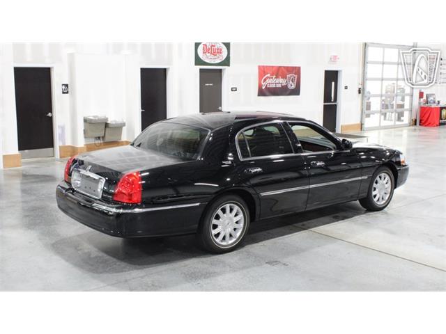 2006 Lincoln Town Car (CC-2101922) for sale in Runnemede, New Jersey