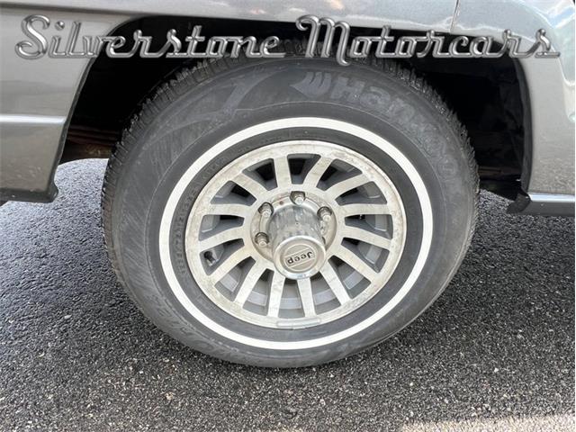 1989 Jeep Grand Wagoneer (CC-2101994) for sale in North Andover, Massachusetts