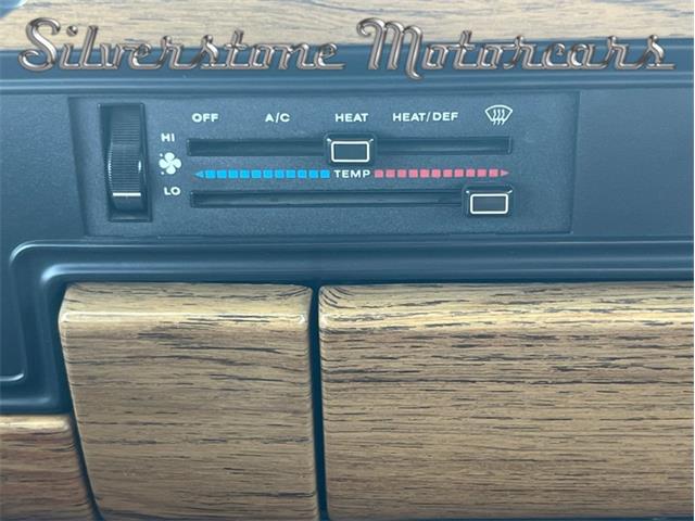 1989 Jeep Grand Wagoneer (CC-2101994) for sale in North Andover, Massachusetts