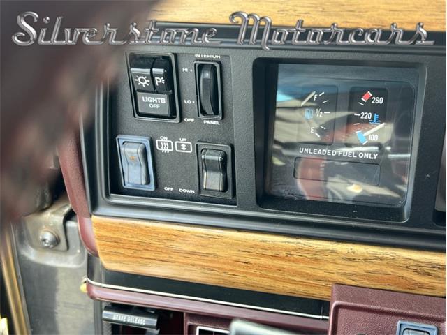 1989 Jeep Grand Wagoneer (CC-2101994) for sale in North Andover, Massachusetts