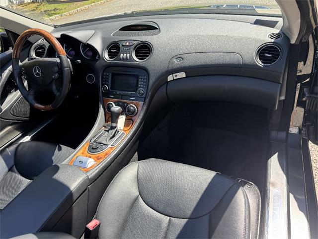 2008 Mercedes-Benz SL550 (CC-2101999) for sale in Saratoga Springs, New York