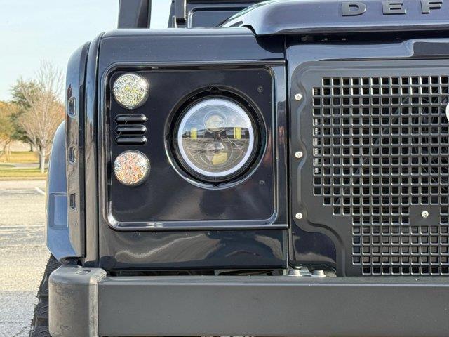 1987 Land Rover Defender 110 (CC-2102091) for sale in Carrollton, Texas