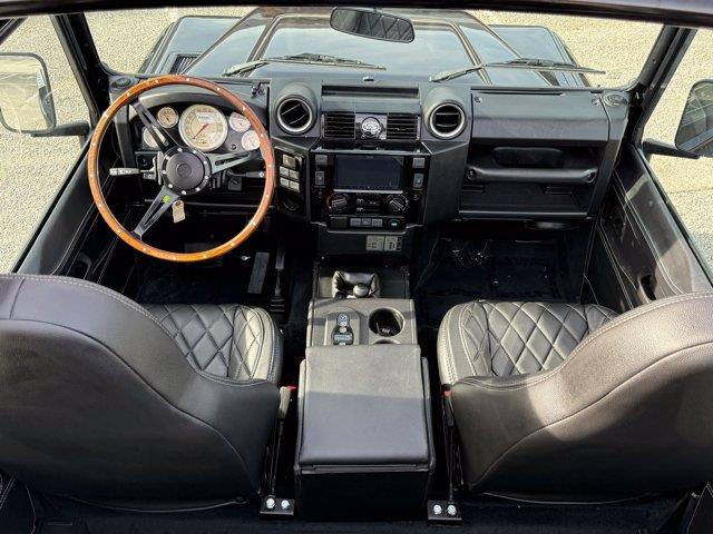 1987 Land Rover Defender 110 (CC-2102091) for sale in Carrollton, Texas