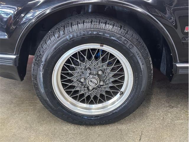 1991 Lincoln LS (CC-2102092) for sale in West Babylon, New York