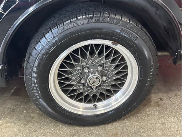 1991 Lincoln LS (CC-2102092) for sale in West Babylon, New York