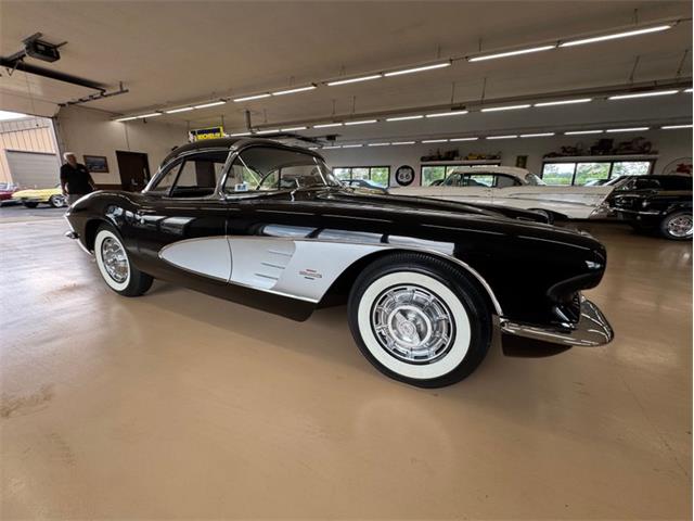 1961 Chevrolet Corvette (CC-2100214) for sale in North Canton, Ohio