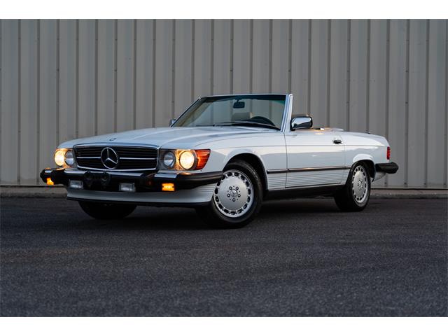 1989 Mercedes-Benz 560SL (CC-2102215) for sale in Southampton, New York