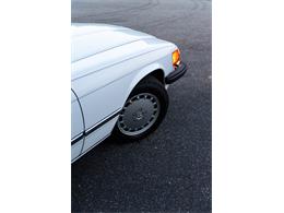 1989 Mercedes-Benz 560SL (CC-2102215) for sale in Southampton, New York