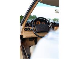 1989 Mercedes-Benz 560SL (CC-2102215) for sale in Southampton, New York