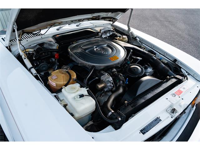 1989 Mercedes-Benz 560SL (CC-2102215) for sale in Southampton, New York