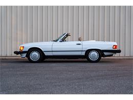 1989 Mercedes-Benz 560SL (CC-2102215) for sale in Southampton, New York