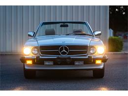 1989 Mercedes-Benz 560SL (CC-2102215) for sale in Southampton, New York