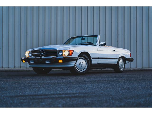 1989 Mercedes-Benz 560SL (CC-2102215) for sale in Southampton, New York